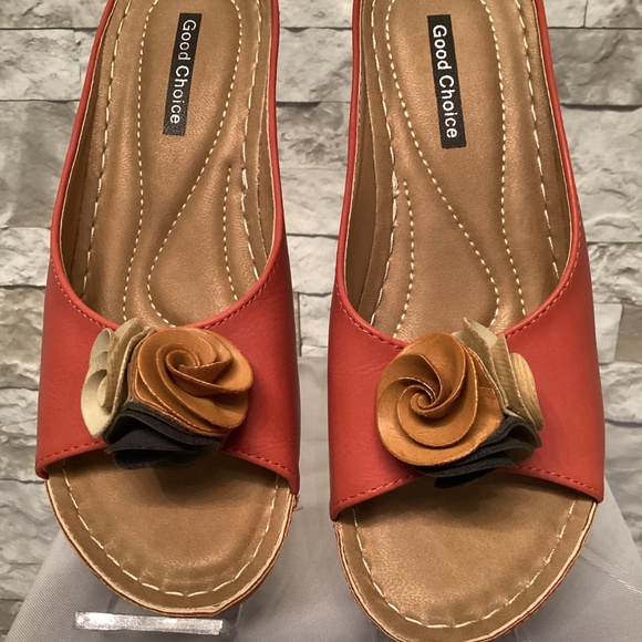 Good Choice (GC) Sydney Wedge Sandals - Picture 2 of 9